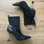 RIVER ISLAND, čierne čižmy s asymetrickým opätkom