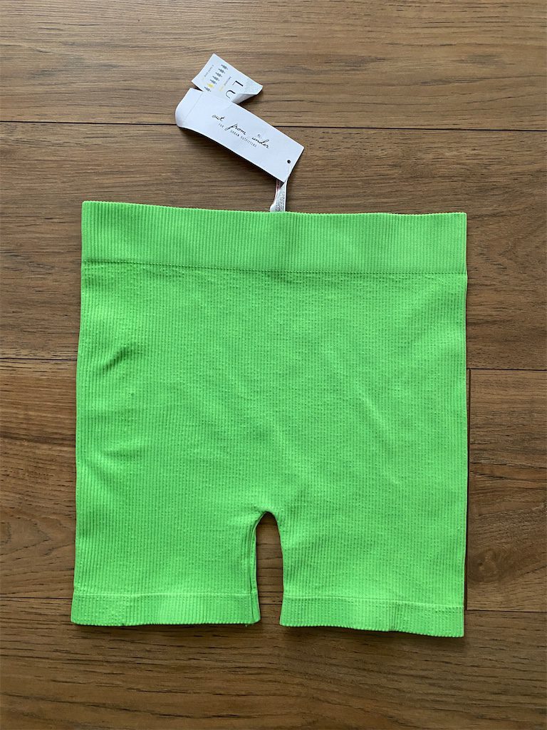 URBAN OUTFITTERS, dámske kraťasy, M/L