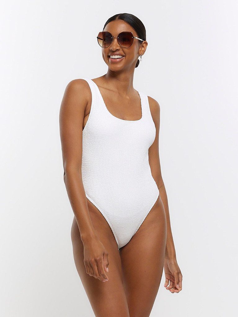 RIVER ISLAND, celé biele plavky, viac veľkostí